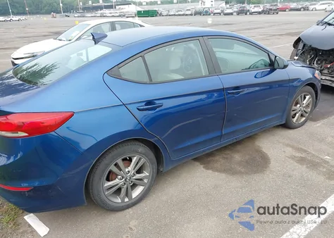 2017 Hyundai Elantra Se z USA, uszkodzony, nr VIN 5NPD84LF8HH064528